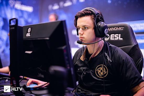 西贝的逆袭之路与自我救赎