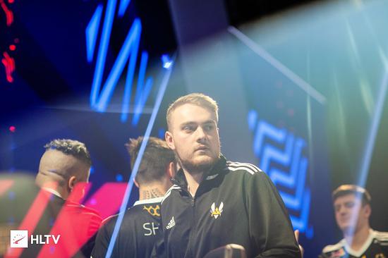 风暴英雄官方漫画第二弹精彩解析